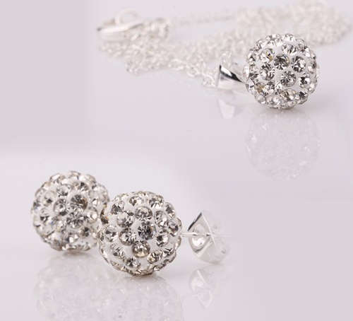 Silver Plated Necklace and earring set.