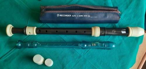 Angel Alto recorder and yamaha soprano recorder in good condition