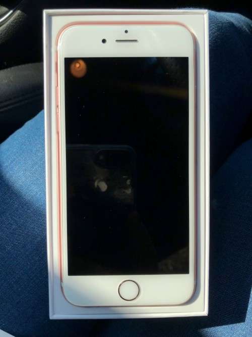Iphone 6s, 16 gb, rose gold, NEW BATTERY.