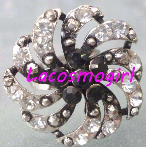DIAMANTE RING - ADJUSTABLE BAND