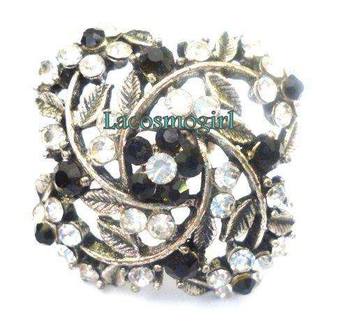 stunning rhinestone ring