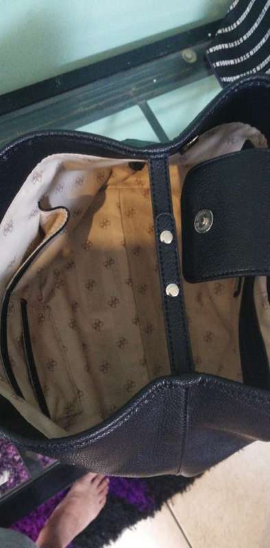 Guess Vikky Tote