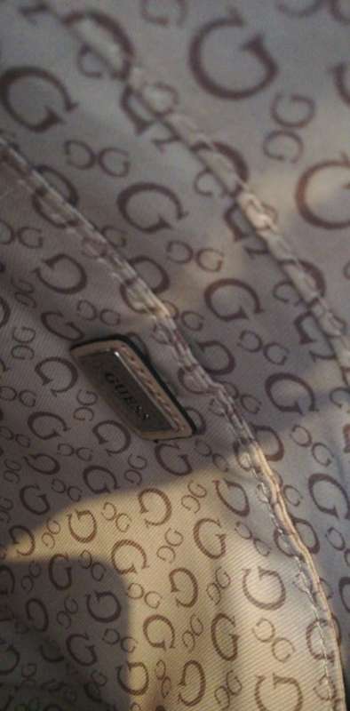 `Guess Baldwinpark Speedy Box Handbag