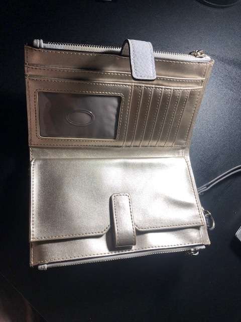 GUESS UPTOWN CHIC DOUBLE ZIP ORGANIZER