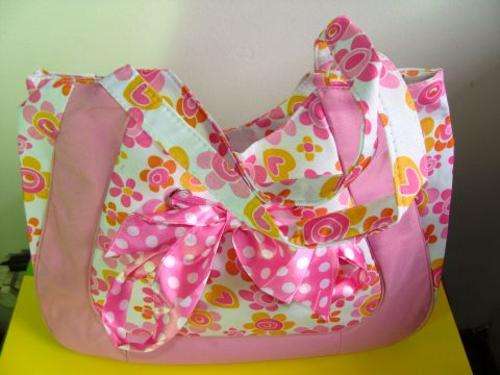 AUCTION TIME - LADIES HANDBAG