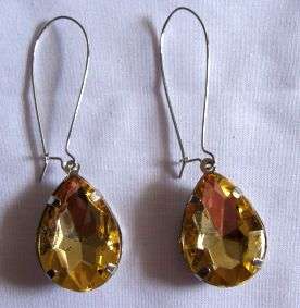 CRAZZZZZZZZY R1 AUCTION**STUNNING EARRINGS***