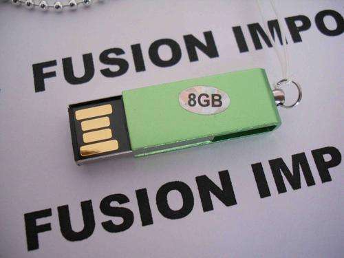 FREE SHIPPING - 8GB USB FLASH DISK - USE IT AS CELLPHONE CHARM SO ITS ALWAYS WITH YOU