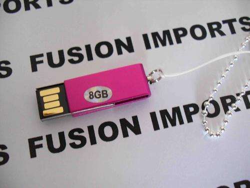 8GB USB FLASH DISK - USE IT AS CELLPHONE CHARM SO ITS ALWAYS WITH YOU