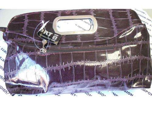 CRAZZZY R1 AUCTION - LADIES CLUTCH STYLE HANDBAG