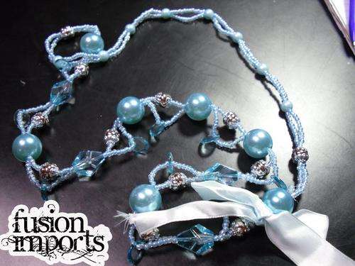 CRAZZZY R1 AUCTION - ***PEARL BEAD NCKLACE WITH SATIN BOW***