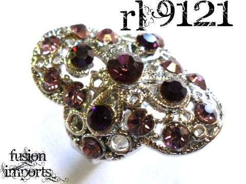 CRAZZZY R1 AUCTION - STUNNING DIAMANTE RING - ADJUSTABLE SIZE