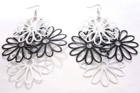CRAZZZY R1 AUCTION - LONGER LENGTH SUMMER EARRINGS