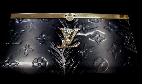 FREE SHIPPING - LADIES LV WALLET - 19cm X 10cm