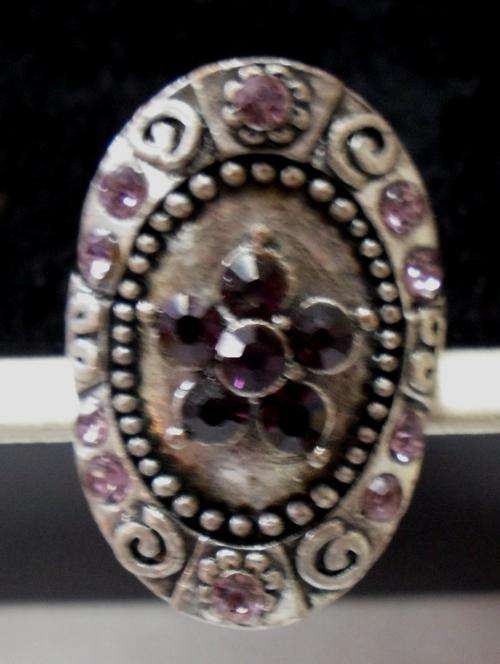 CRAZZZY R1 AUCTION - TIBETAN SILVER RHINESTONE RING - ADJUSTABLE SIZE