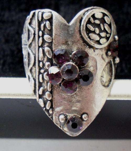 CRAZZZY R1 AUCTION - TIBETAN SILVER RHINESTONE RING - ADJUSTABLE SIZE