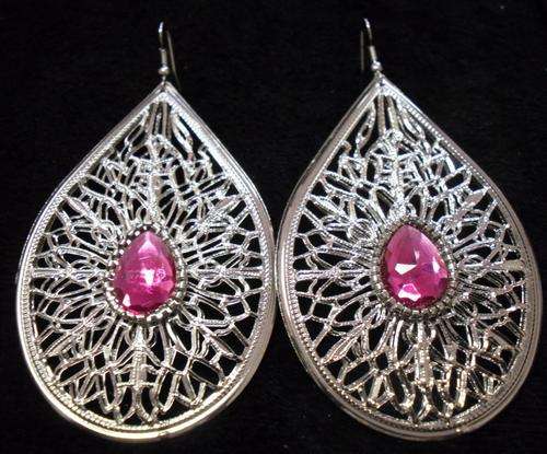BUY 1 GET 1 FREE PROMO - CRAZZZY R1 AUCTION - LONGER LENGTH SUMMER EARRINGS