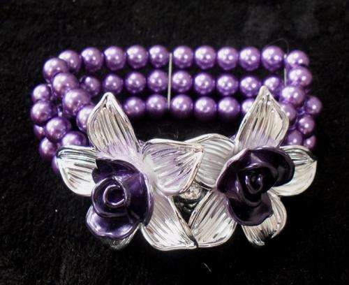 BUY 1 GET 1 FREE PROMO - CRAZZZY R1 AUCTION - 3 ROWS PEARL BEAD BRACELET - STRETCHABLE