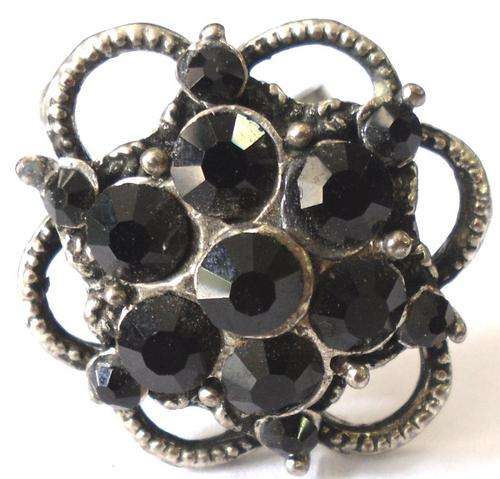 CRAZZZY R1 AUCTION - RHINESTONE RING  - ADJUSTABLE BAND