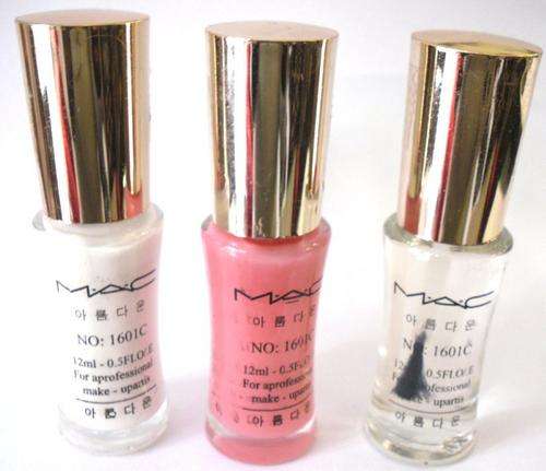 CRAZZZY R1 AUCTION - SET OF 3 COLOURS NAIL POLISH
