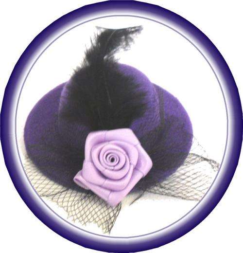 CRAZZZY R1 AUCTION - HAIR ACCESSORY - CLIP ON HAT WITH A ROSE, NET & FEATHERS - 6cm