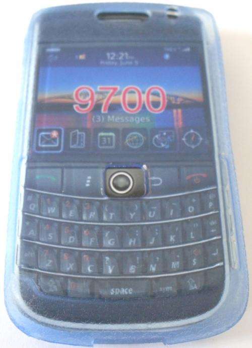 CRAZZZY R1 AUCTION - BLACKBERRY 9700/9780 TOPSLIDE SILICONE POUCH