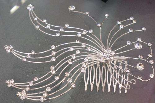 BRIDAL & PROM RANGE - DIAMANTE HAIR ACCESSORY - 15.5cm X 12cm