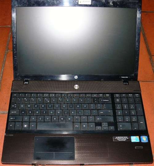 HP Probook 4520s - Brushed aluminium finish