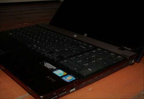 HP Probook 4520s - Brushed aluminium finish