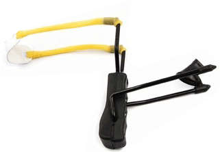 High Velocity Folding Slingshot with Arm-Brace