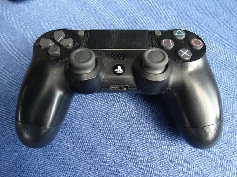 Sony PS4 Controller v2 - Black Original