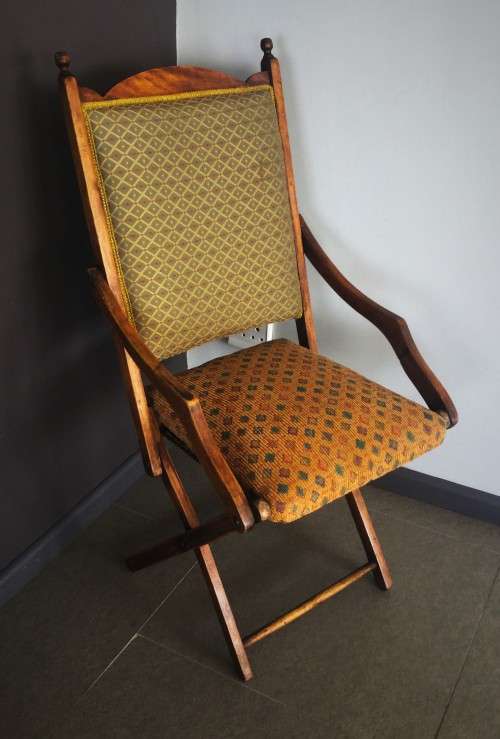 CIRCA 1890's VICTORIAN FOLDING CHAIR!!! *RARE* *VALUABLE*