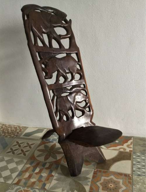 HAND-CARVED SOLID WOOD AFRICAN FOLDING CHAIR!! *EXQUISITE DETAIL*