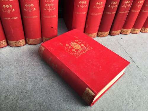 ANTIQUE 1904 COMPLETE 16 BOOK DICKENS SET!! *HIGHLY COLLECTIBLE* *RARE*