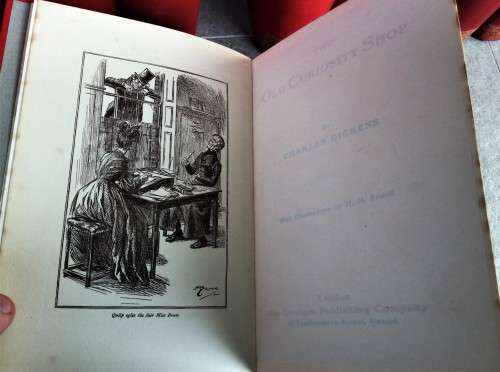 ANTIQUE 1904 COMPLETE 16 BOOK DICKENS SET!! *HIGHLY COLLECTIBLE* *RARE*