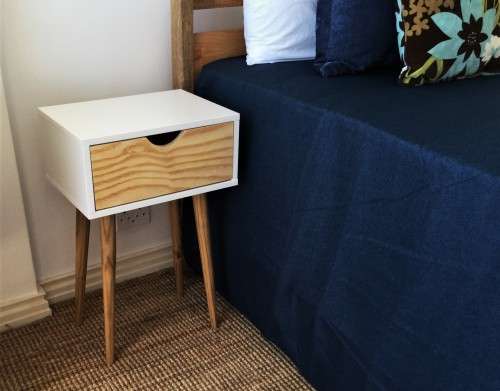 MID CENTURY MODERN, ONE DRAWER WOODEN SIDE TABLE!! *RETAILS FOR R1699*