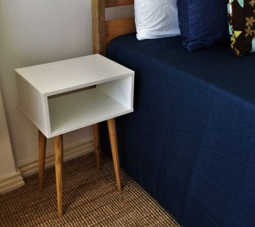 MID-CENTURY MODERN WHITE AND WOODEN SIDE TABLE!!