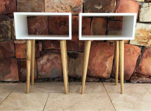 MID-CENTURY MODERN WHITE AND WOODEN SIDE TABLE!!