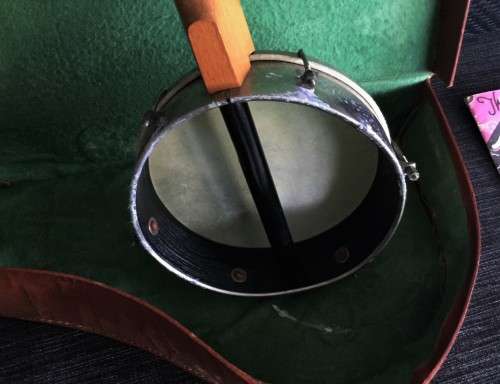 VINTAGE BANJO IN ORIGINAL LEATHER CASE!! *MADE IN ENGLAND*