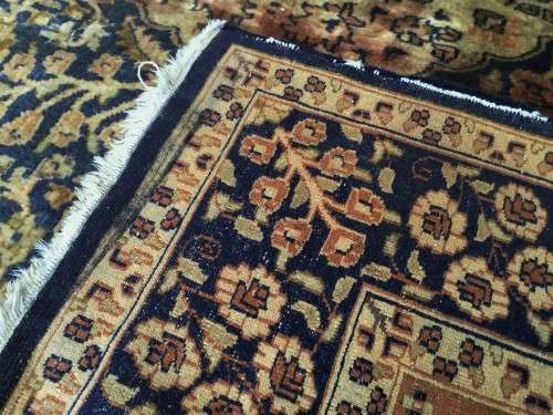 1970mm - 1300mm VINTAGE TIGHT WEAVE WORN BLUE PERSIAN RUG!! *STUNNING RUG*