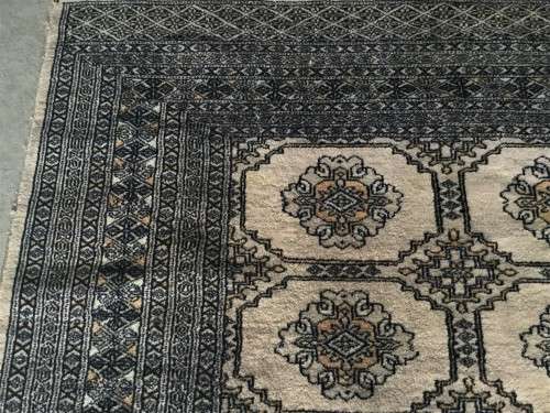 STUNNING GREY HAND-KNOTTED BOKHARA PERSIAN CARPET! 1800mm - 1330mm
