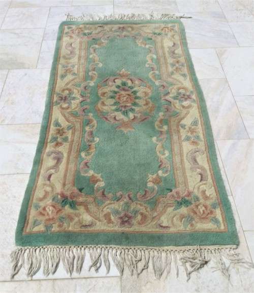 BEAUTIFUL WOOL AND SILK CHINESE RUG!! *GOOD CONDITION* 1800mm by 900mm