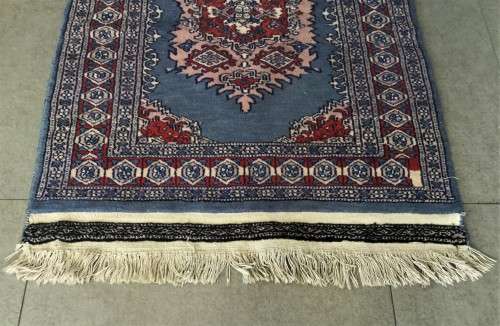 STUNNING MINT PERSIAN CARPET!! *EXQUSITE QUALITY AND CONDITION*