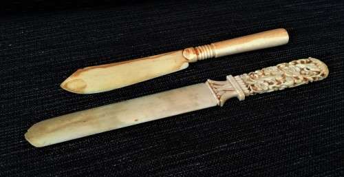 STUNNING PAIR OF BONE CARVED LETTER OPENERS!! *VALUALBLE*