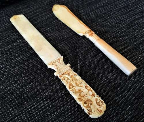 STUNNING PAIR OF BONE CARVED LETTER OPENERS!! *VALUALBLE*