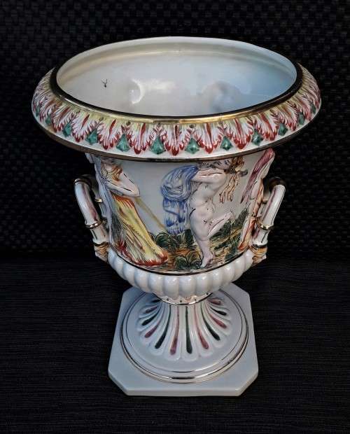 LARGE CAPODIMONTE CERAMICVASE