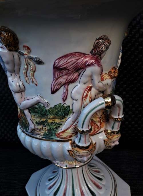LARGE CAPODIMONTE CERAMICVASE