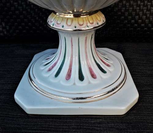 LARGE CAPODIMONTE CERAMICVASE
