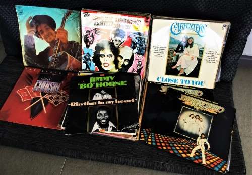 *VALUE R6000* LOT OF COLLECTABLE HIT VINYL RECORDS!
