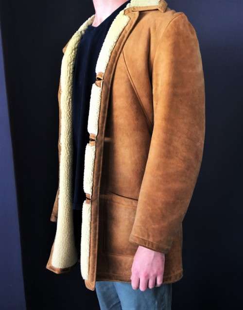 QUALITY SHEEPSKIN MANS JACKET! *GENUINE*