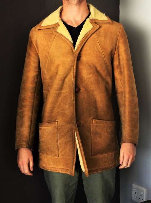 QUALITY SHEEPSKIN MANS JACKET! *GENUINE*